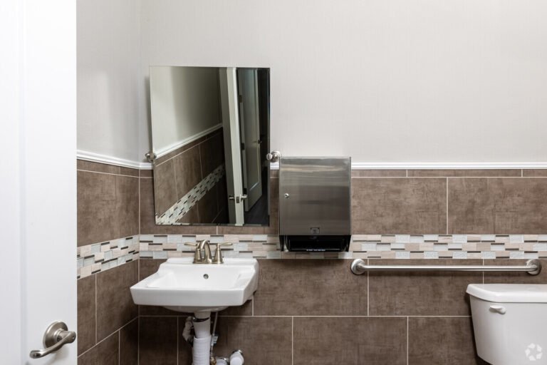 TexasMed Restroom 768x512