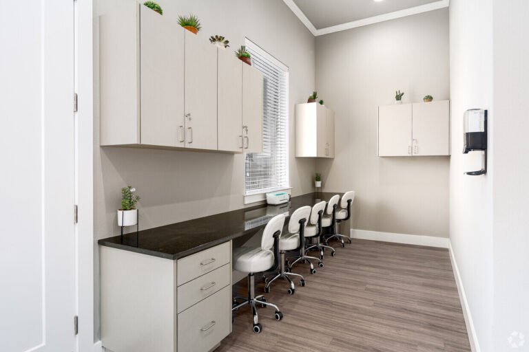 TexasMed Staff Work Stations McKinney Texas 768x512