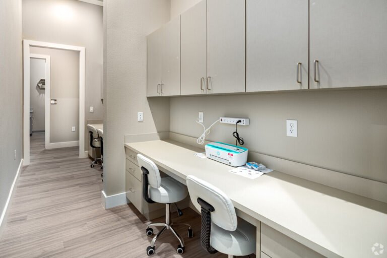 TexasMed Staff Work Stations Texas 768x512