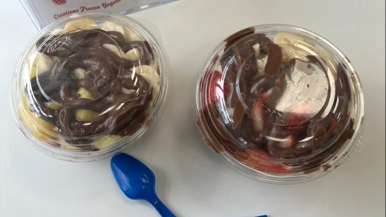 Nutella Drizzled Acai Bowls o 768x432