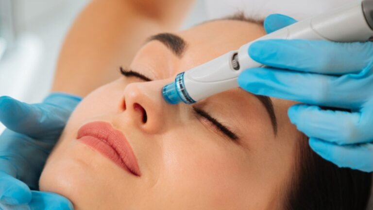 Facial Treatment 768x432