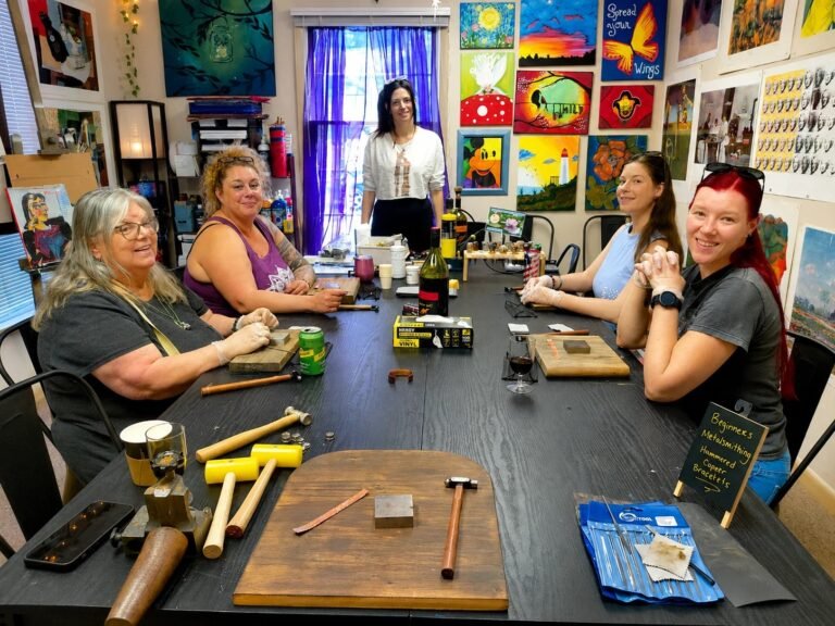 metalsmithing workshop class 768x576